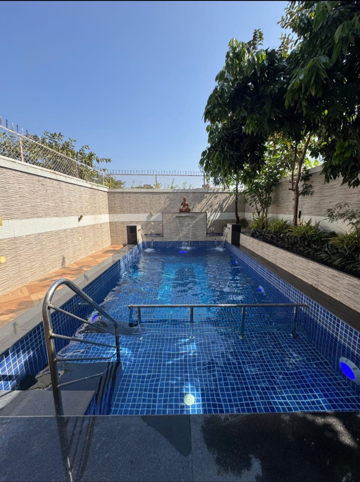 3BHK Private Pool Villa - Lonavala Main Market