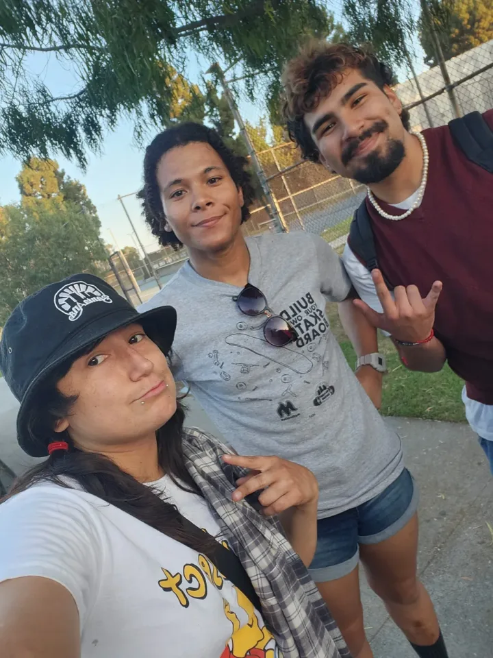 assets/august-17-2024/20240817_190744-1000w_mb4e2v