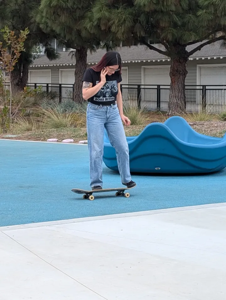 assets/November-23-2024/PXL_20241123_211715772-1000w_w3kdxw