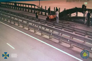 СБУ втретє вразила Кримський міст: спецоперація залишила об'єкт у критичному стані