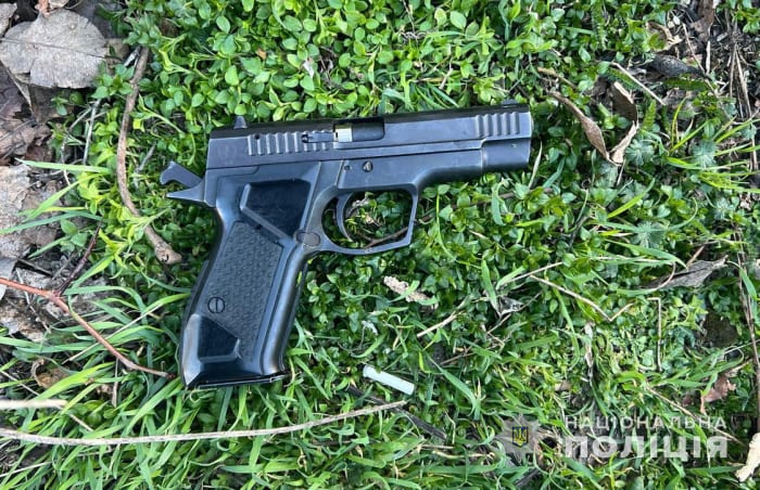 Місцевий мешканець вистрілив у військового ТЦК / pl.npu.gov.ua