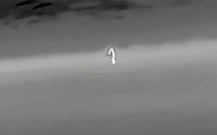 Дрон ГУР уникнув ракетного удару "Панцирь-С1" в окупованому Криму (скриншот) / YouTube