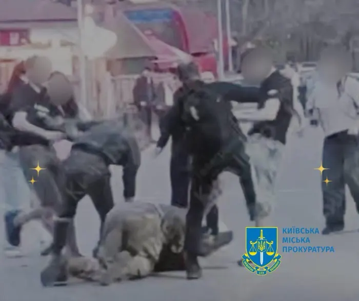 Підлітки побили військового у Гідропарку / t.me/kyiv_pro_office