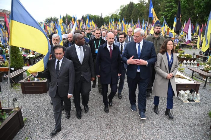 До Львова приїхали дипломати з 35 країн / t.me/Ukraine_MFA