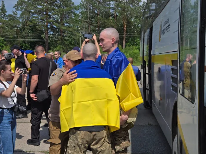 Україна повернула перших військовополонених до 25 років / t.me/V_Zelenskiy_official