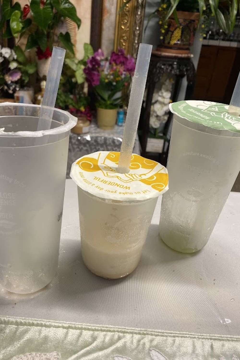 Wonder Cha Tea Place — matcha drink detail