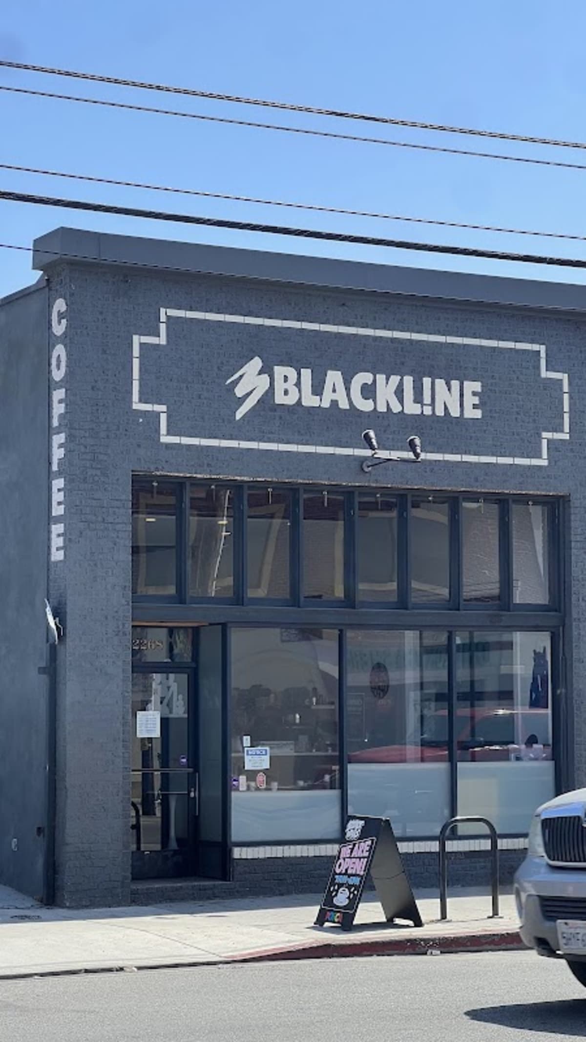 BLACKL!NE Coffee - Photo 1