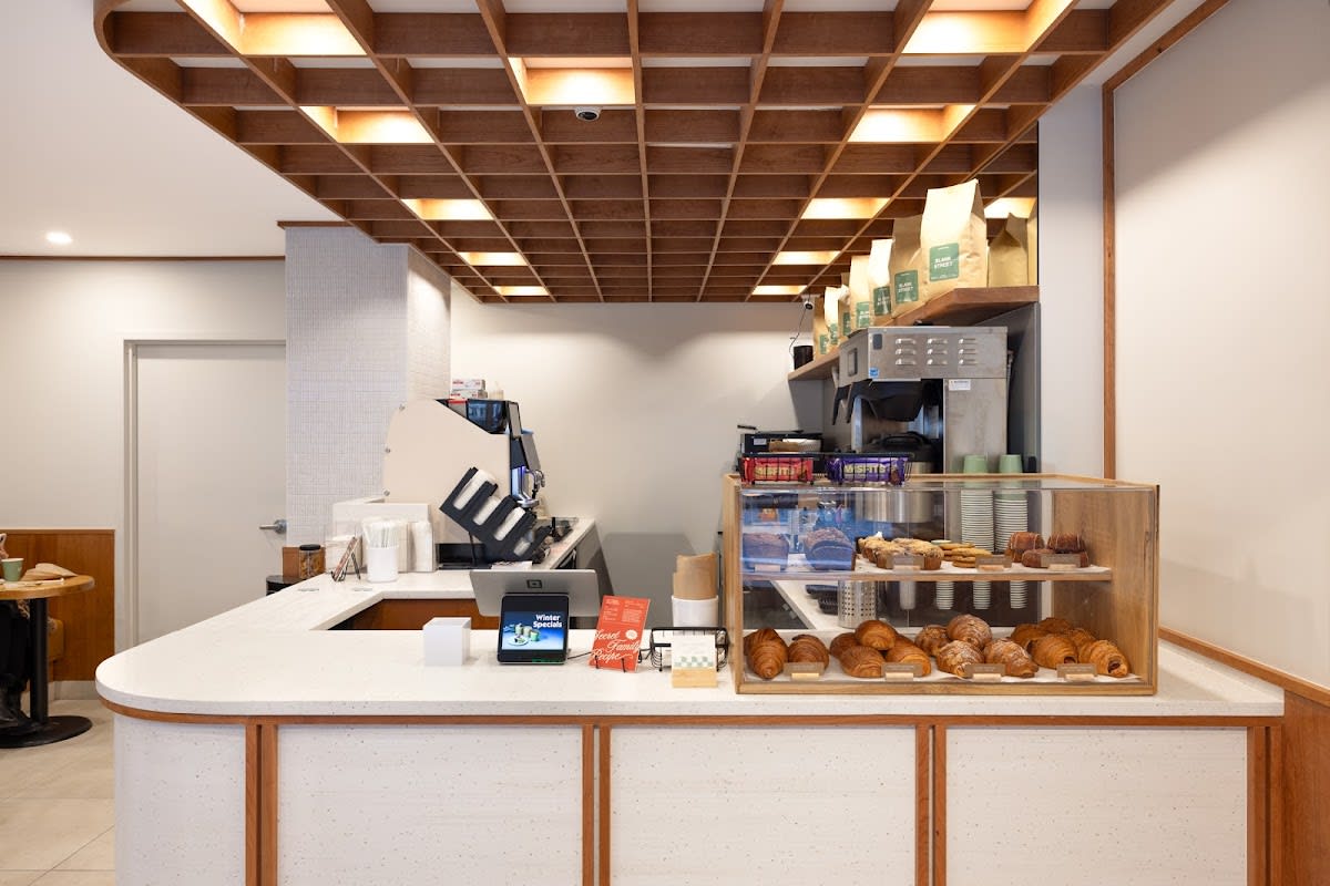 Blank Street - Photo 5