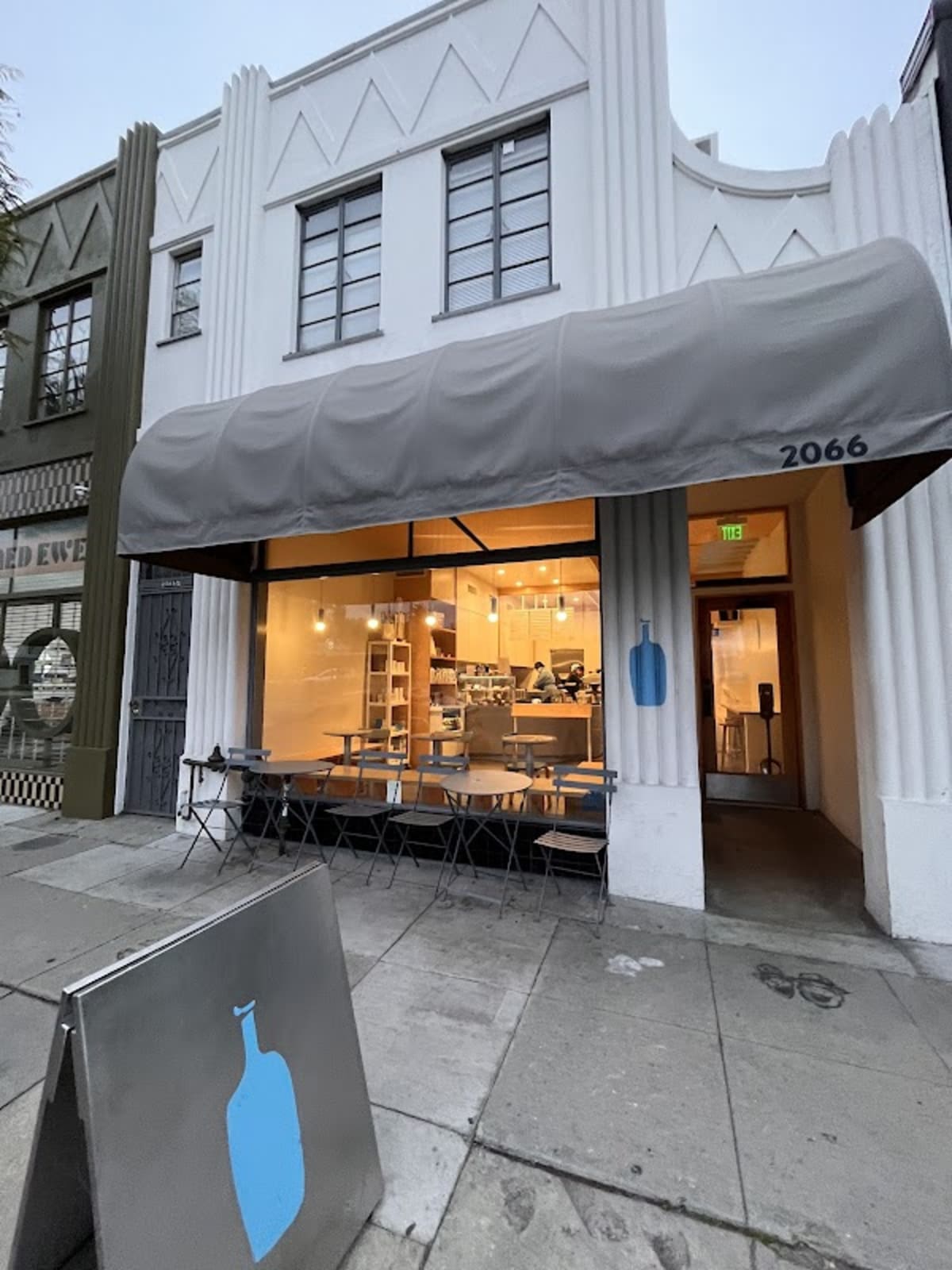 Blue Bottle Coffee - Photo 5