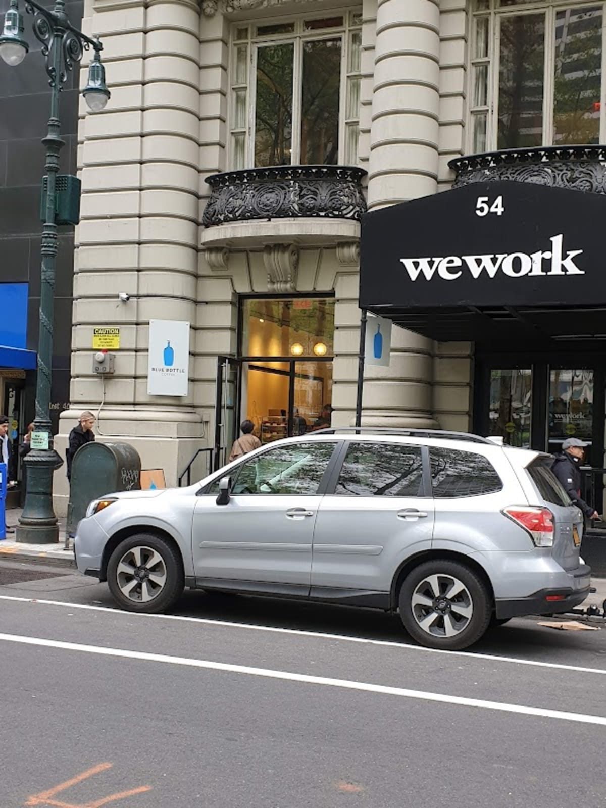 Blue Bottle Coffee - Photo 1