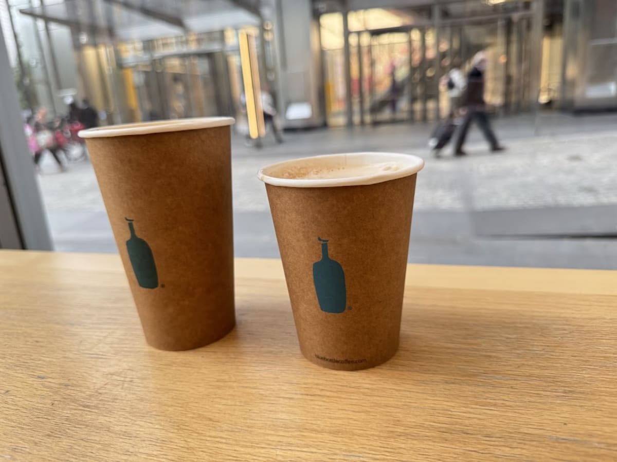 Blue Bottle Coffee - Photo 2
