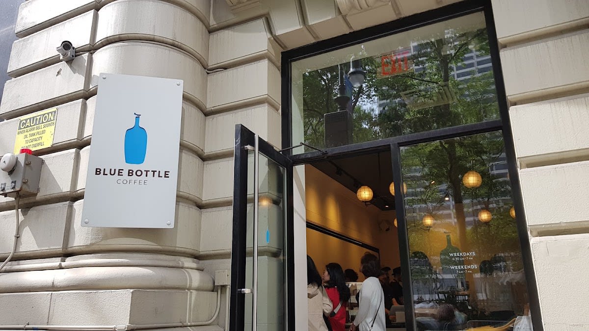 Blue Bottle Coffee - Photo 5