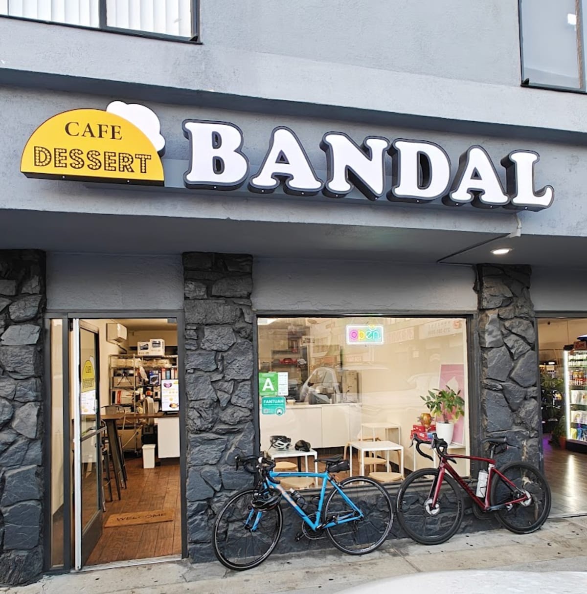 Cafe Bandal - Photo 1