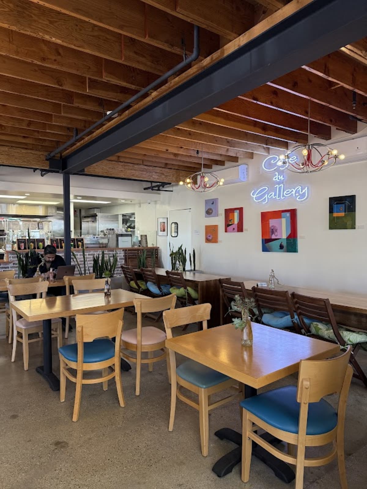 Cafe Du Gallery - Photo 4