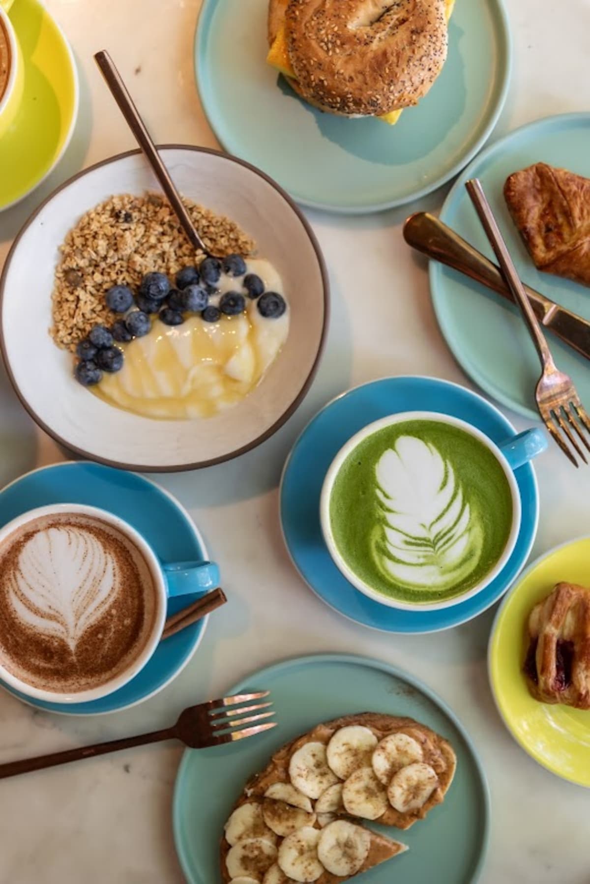 Dawn Cafe Nashville - Photo 5