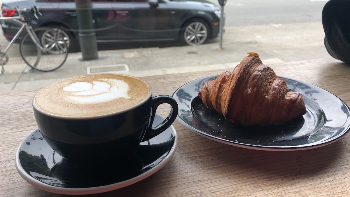 Flywheel Coffee Roasters - Photo 2