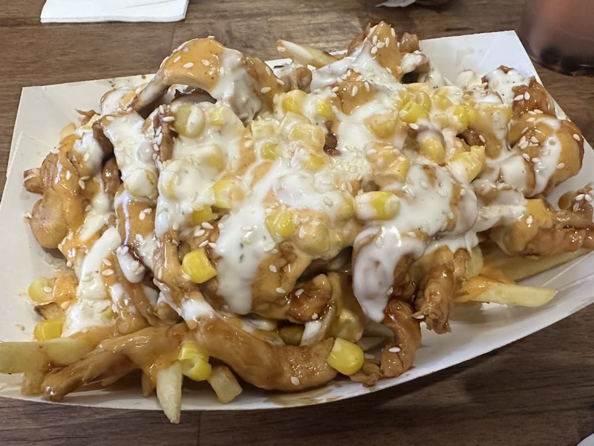 Ice Point Poke & Ramen - Photo 3