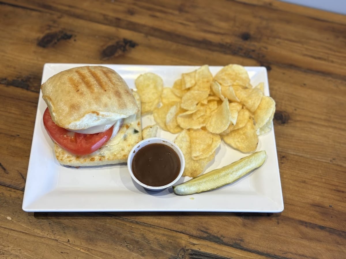 Just Love Coffee Cafe - Photo 4