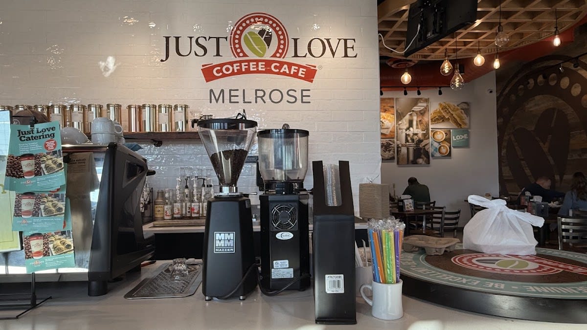 Just Love Coffee Cafe - Photo 5