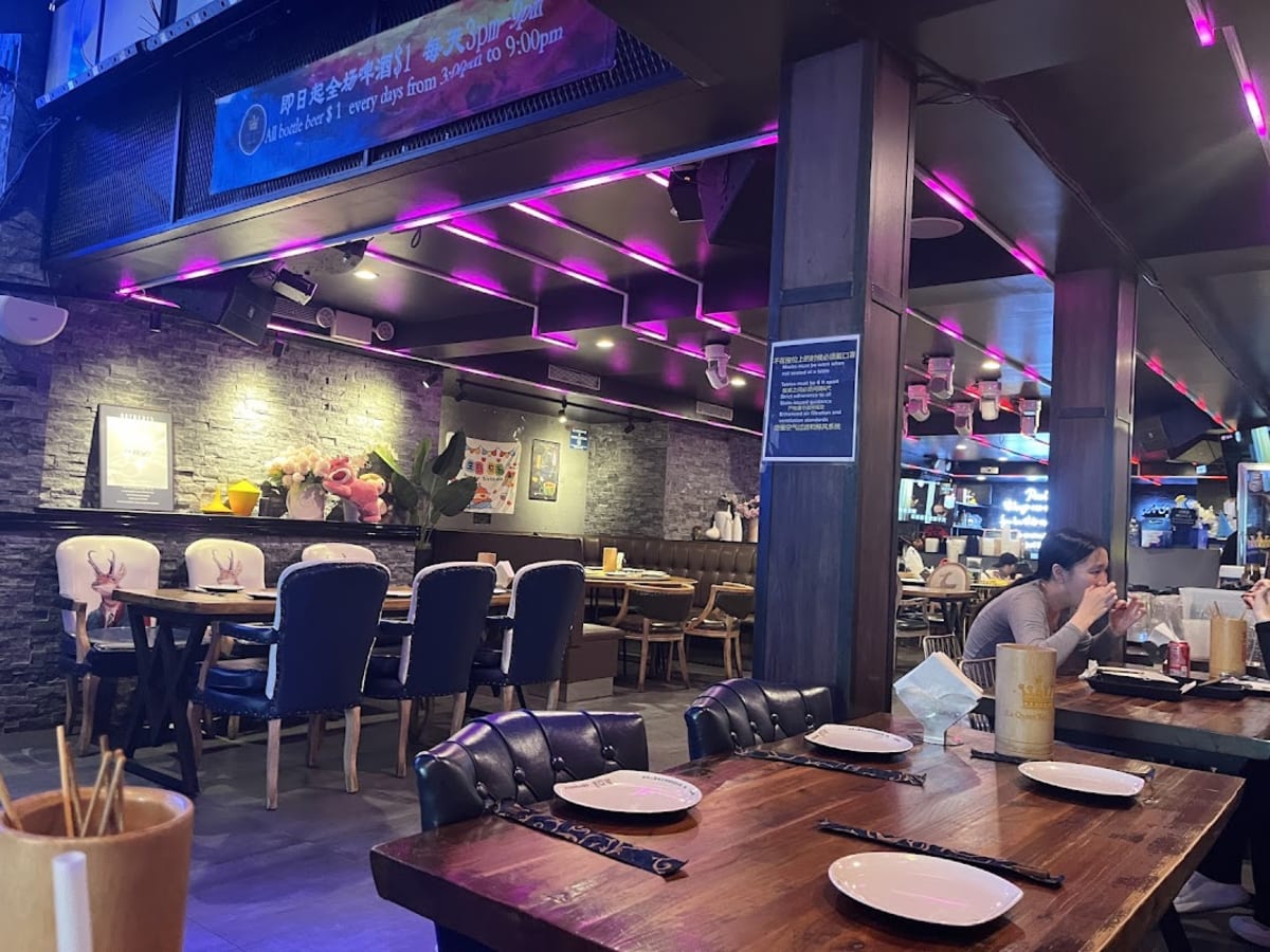 La Queen Tea House - Photo 4