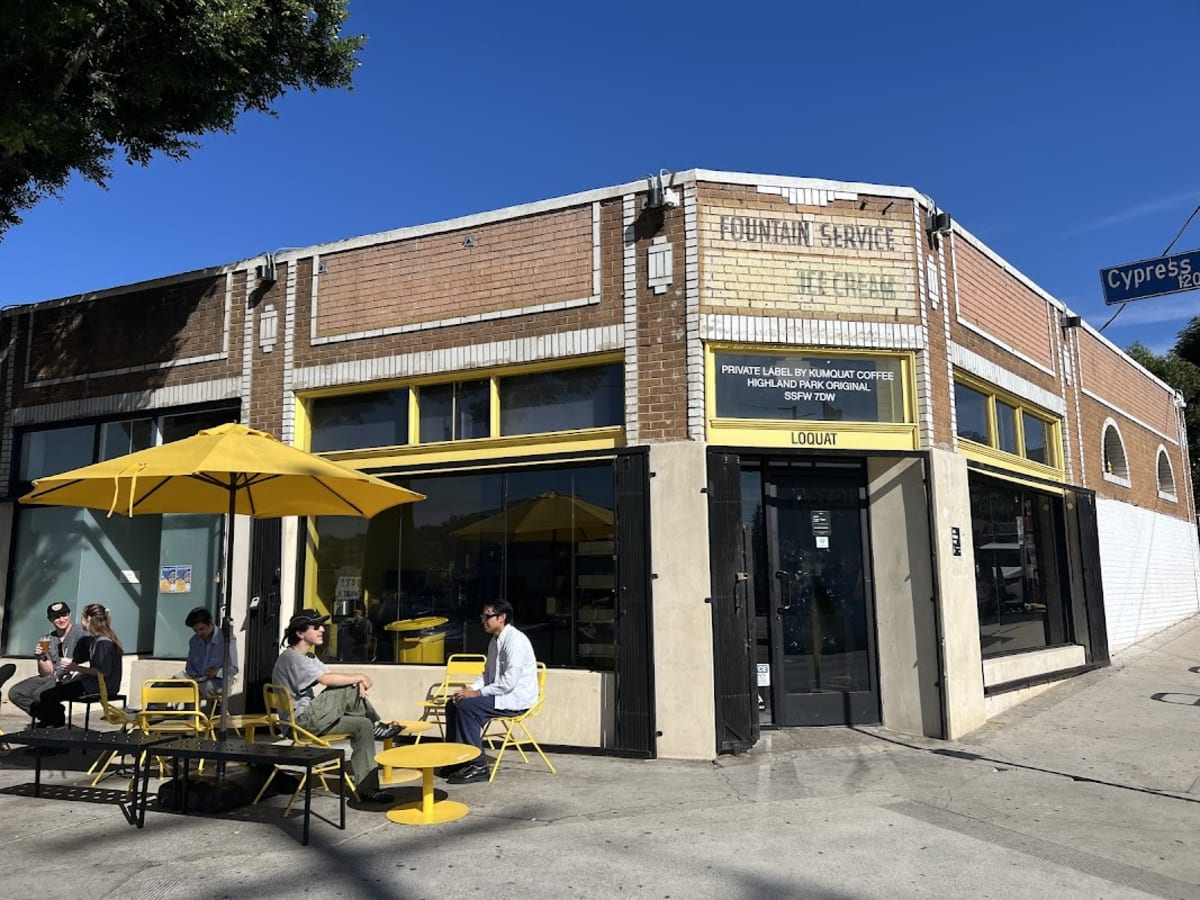 Loquat Coffee - Photo 4