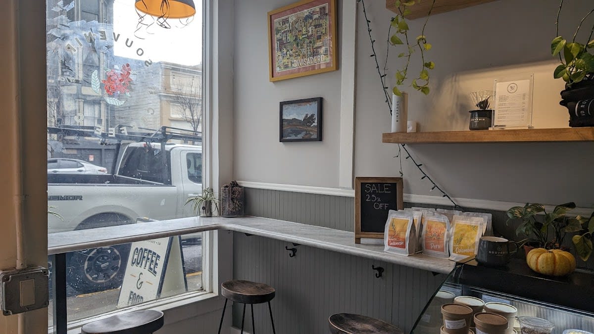 Souvenir Coffee Co. - Photo 5