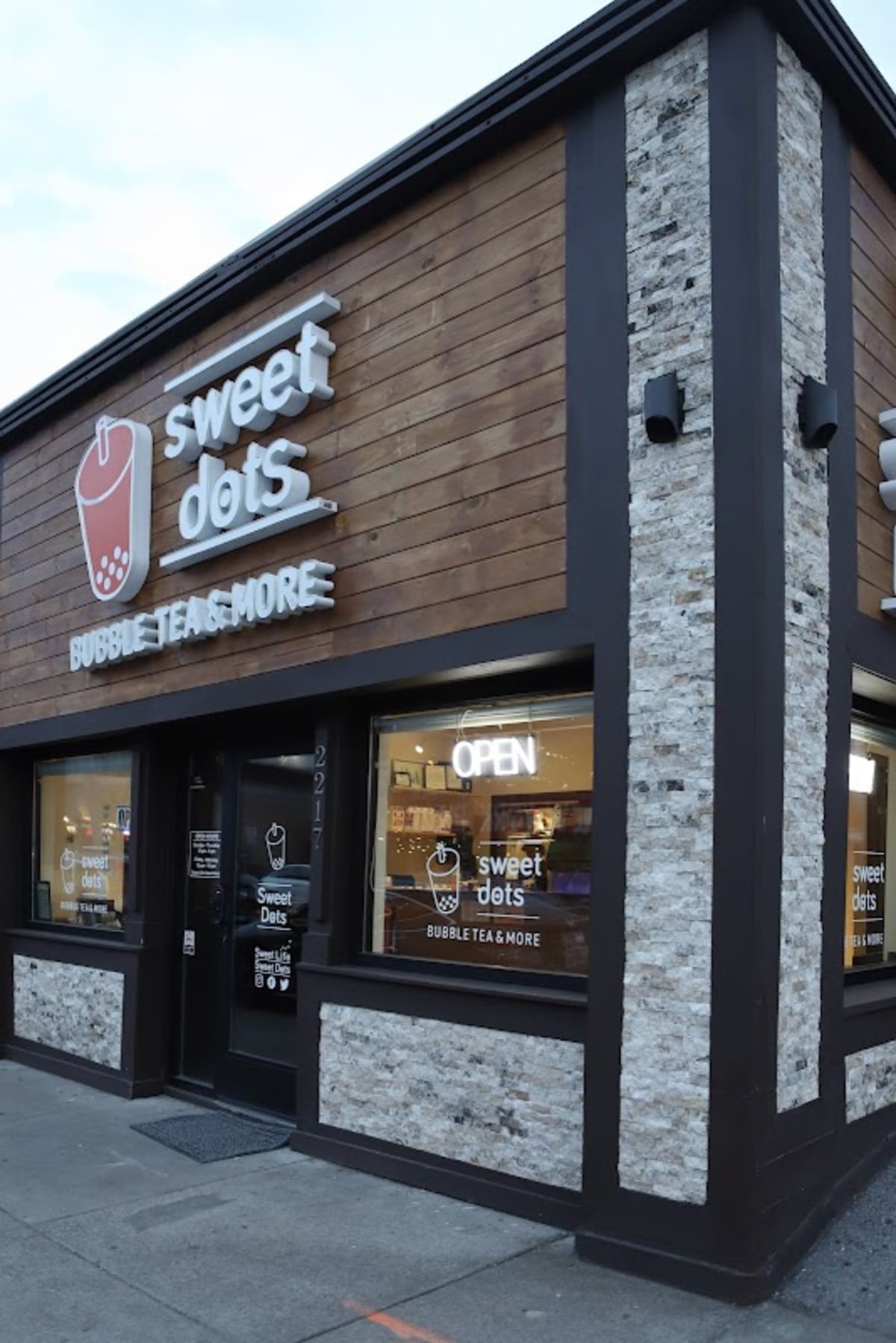 Sweet Dots - Photo 1