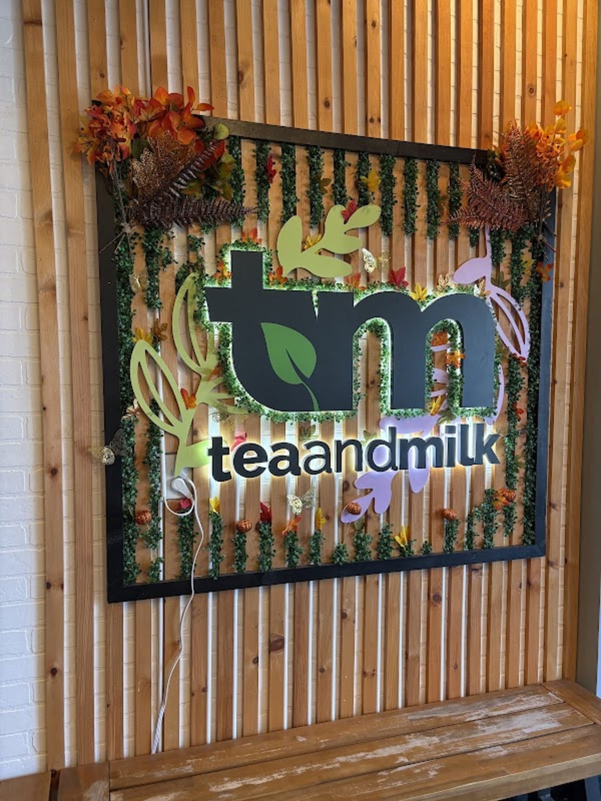 Tea and Milk - Photo 5