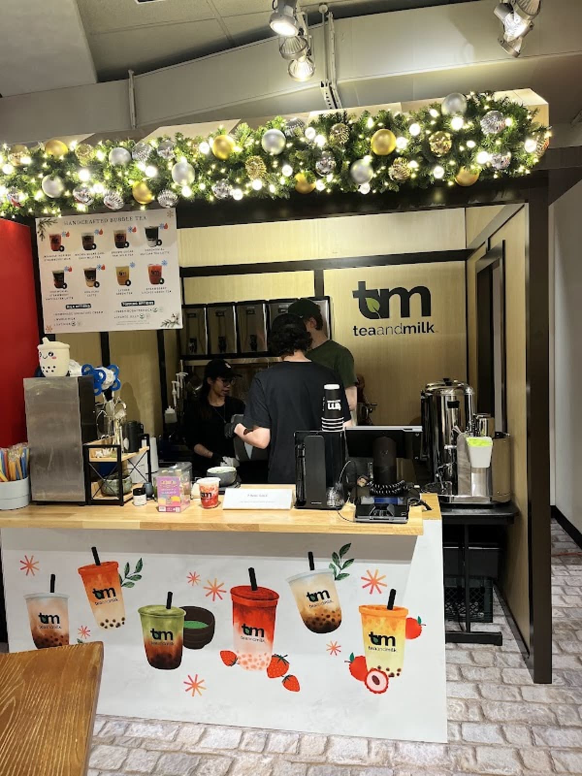 Tea and Milk - Photo 1