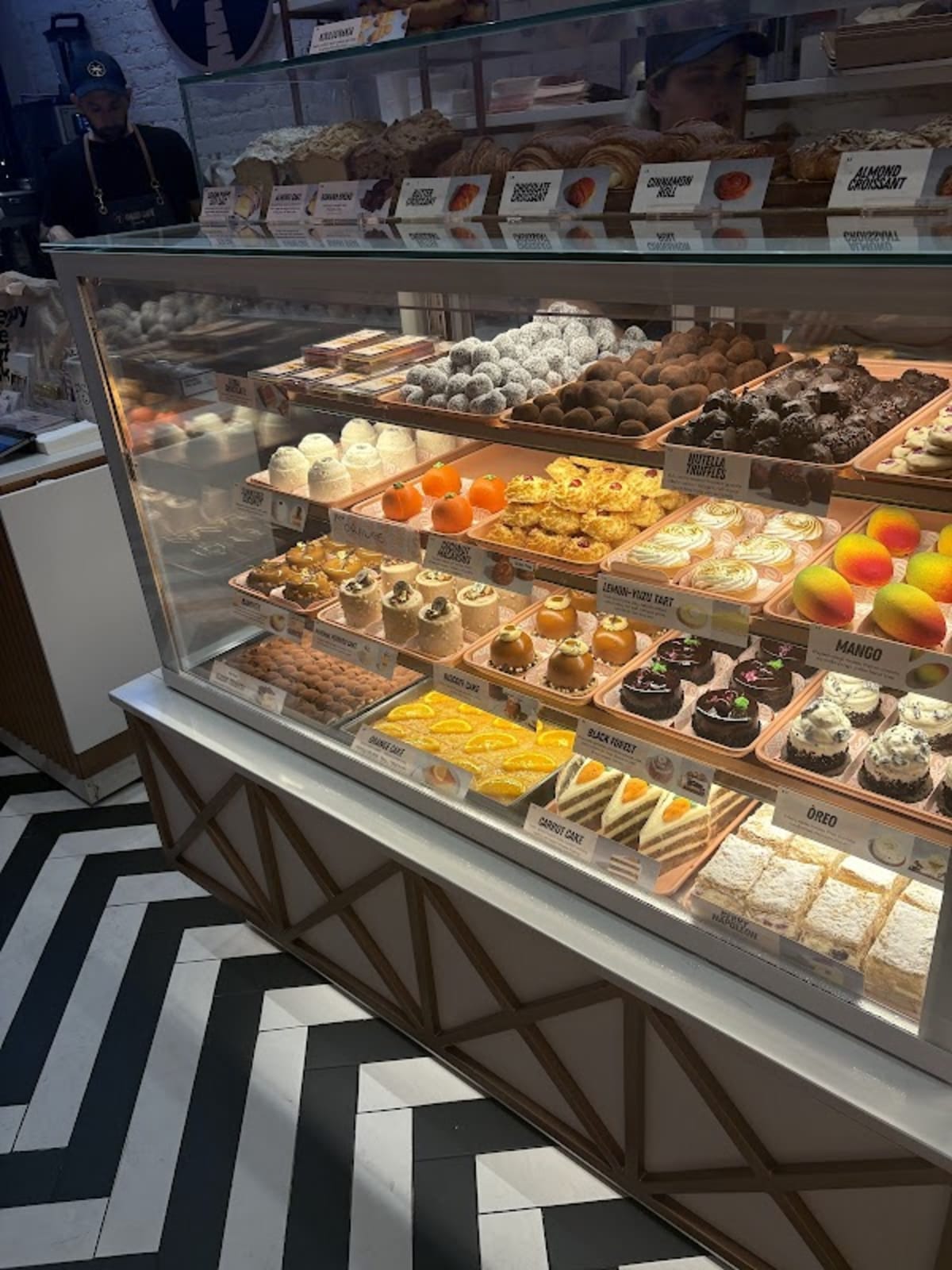 The Oasis Cafe - Photo 3