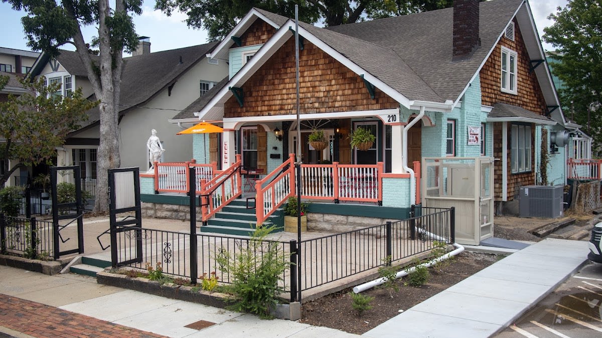 Verna Café & Bar - Photo 3