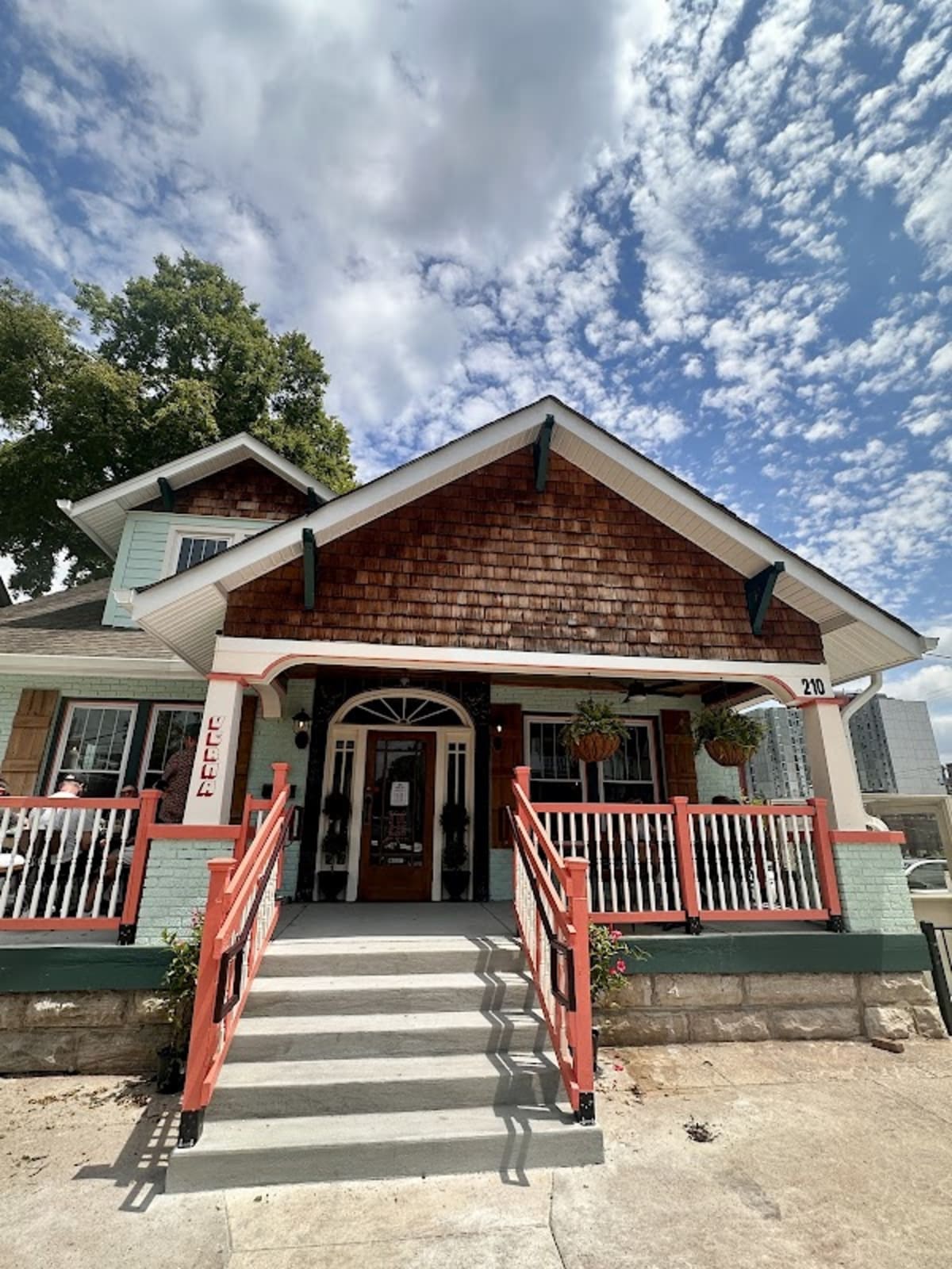 Verna Café & Bar - Photo 4