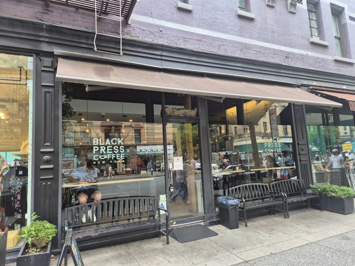 Black Press Coffee - Photo 5