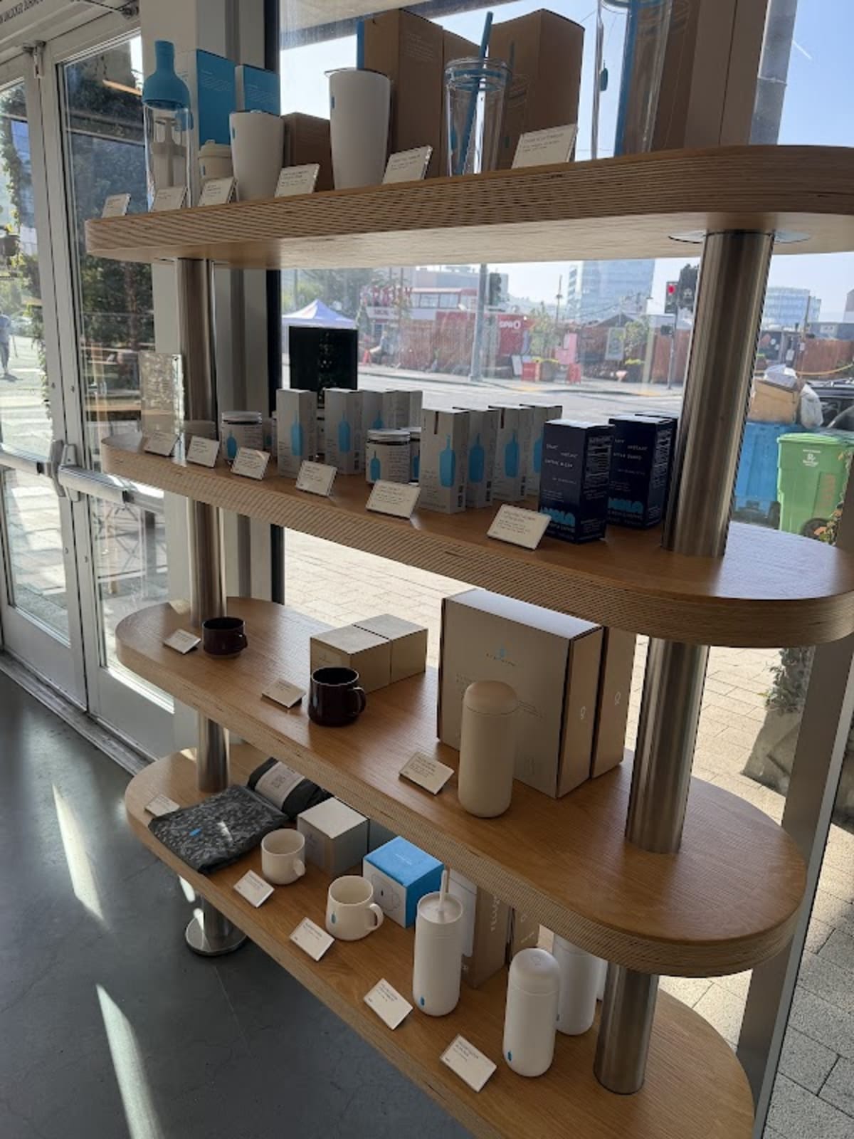 Blue Bottle Coffee - Photo 5