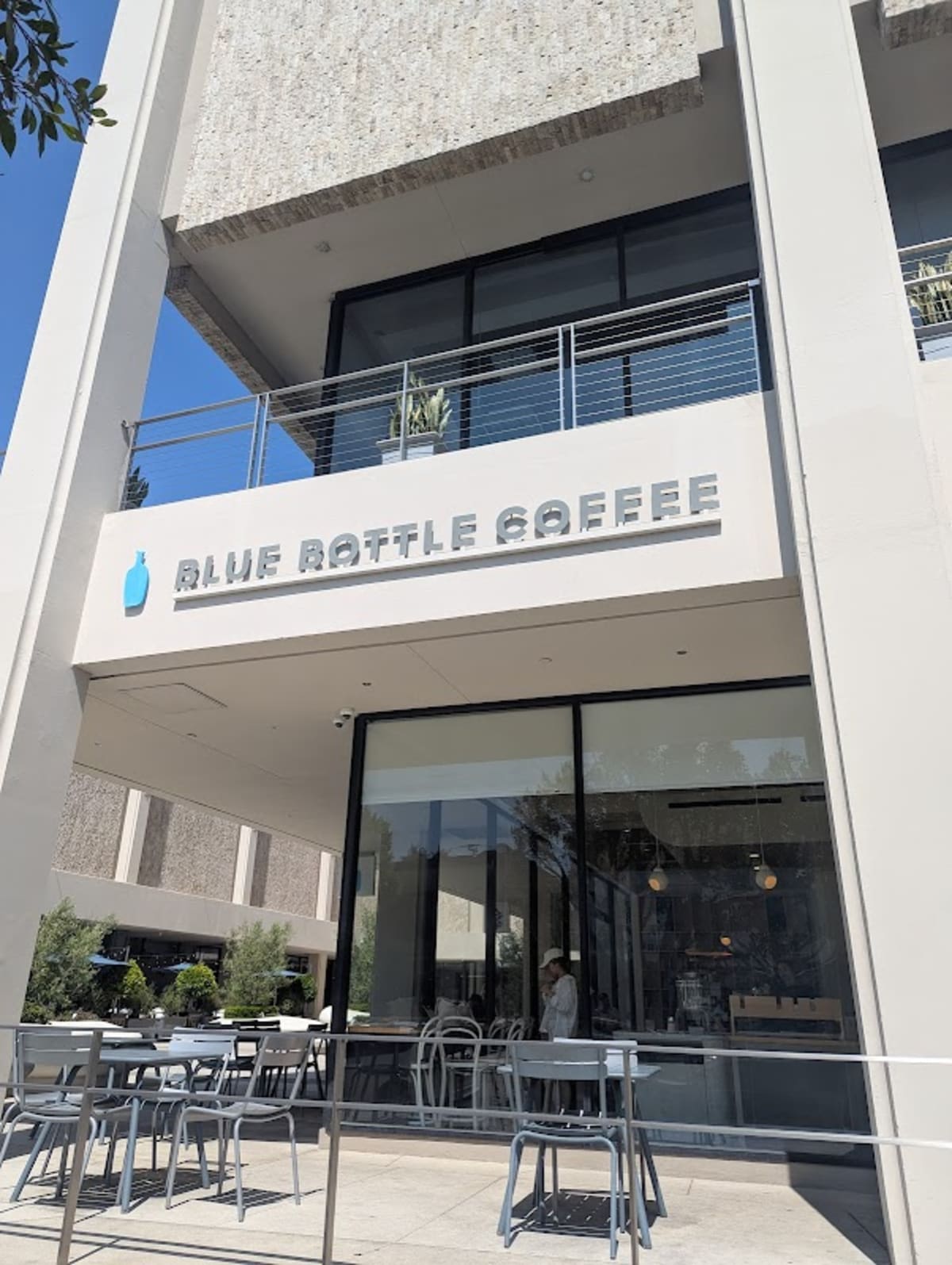 Blue Bottle Coffee - Photo 3