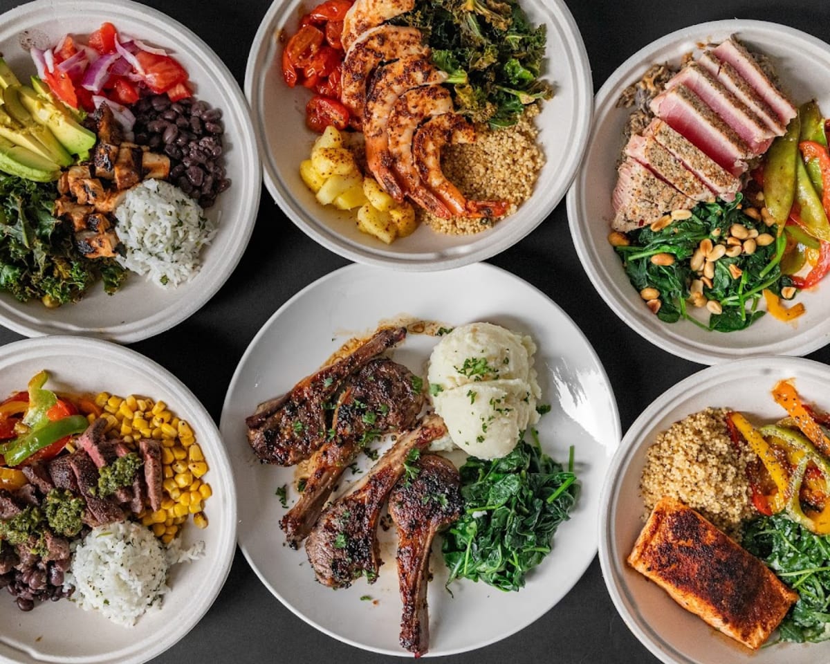 Boozie Smoothies - Photo 3