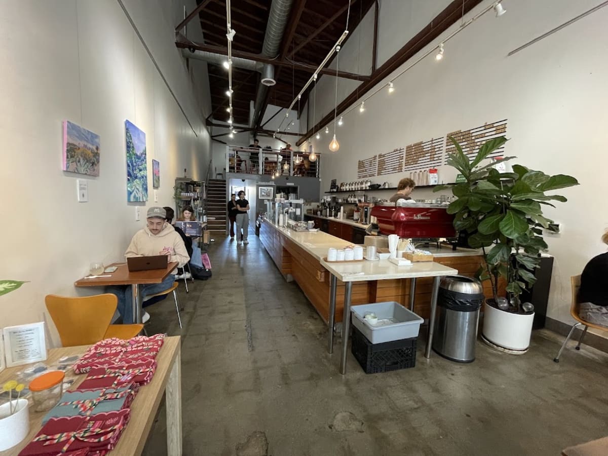 Bru Coffeebar - Photo 4