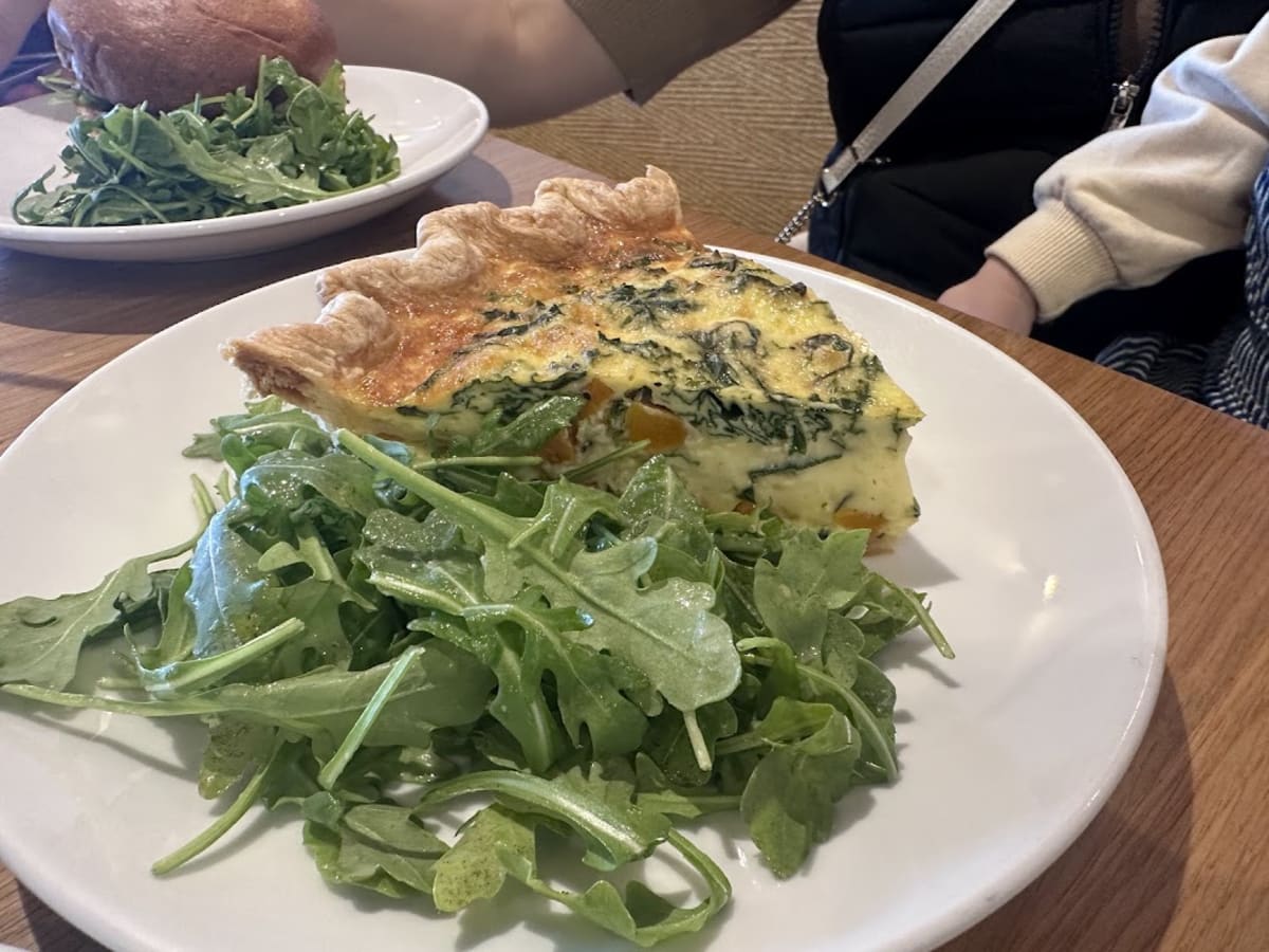 Crema Coffee Roasters - Photo 3