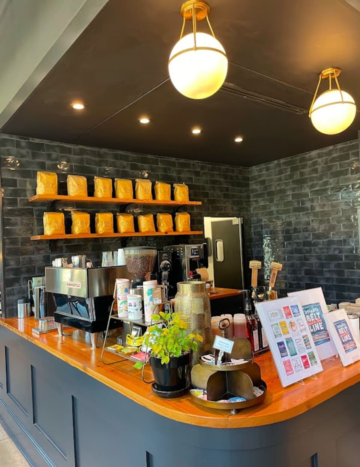 Daily Dose Coffee - Photo 5