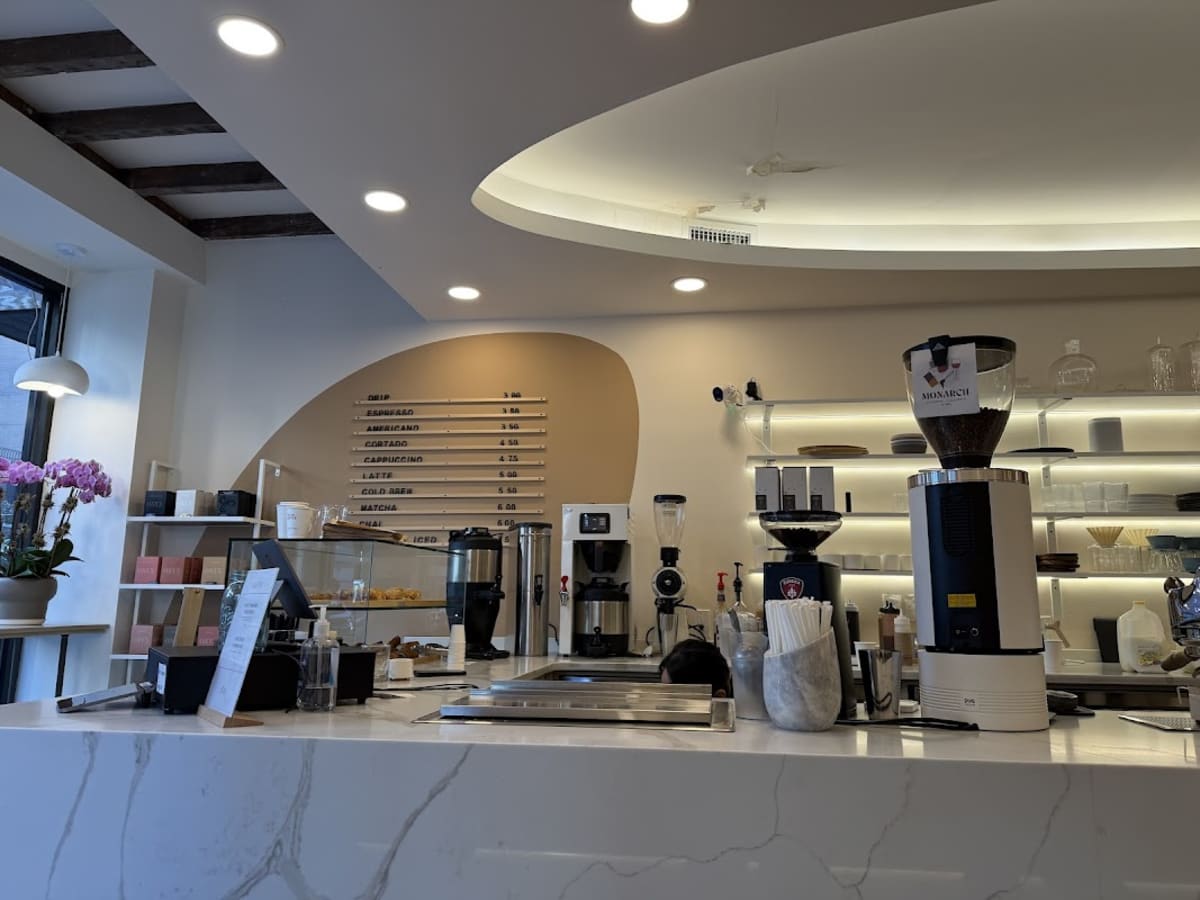 Dear Coffee - Photo 3