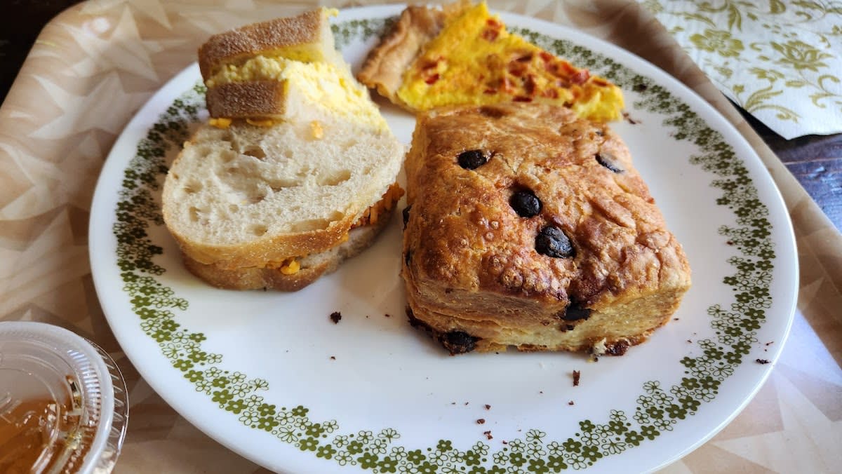 Dr. Bombay's Underwater Tea Party - Photo 2