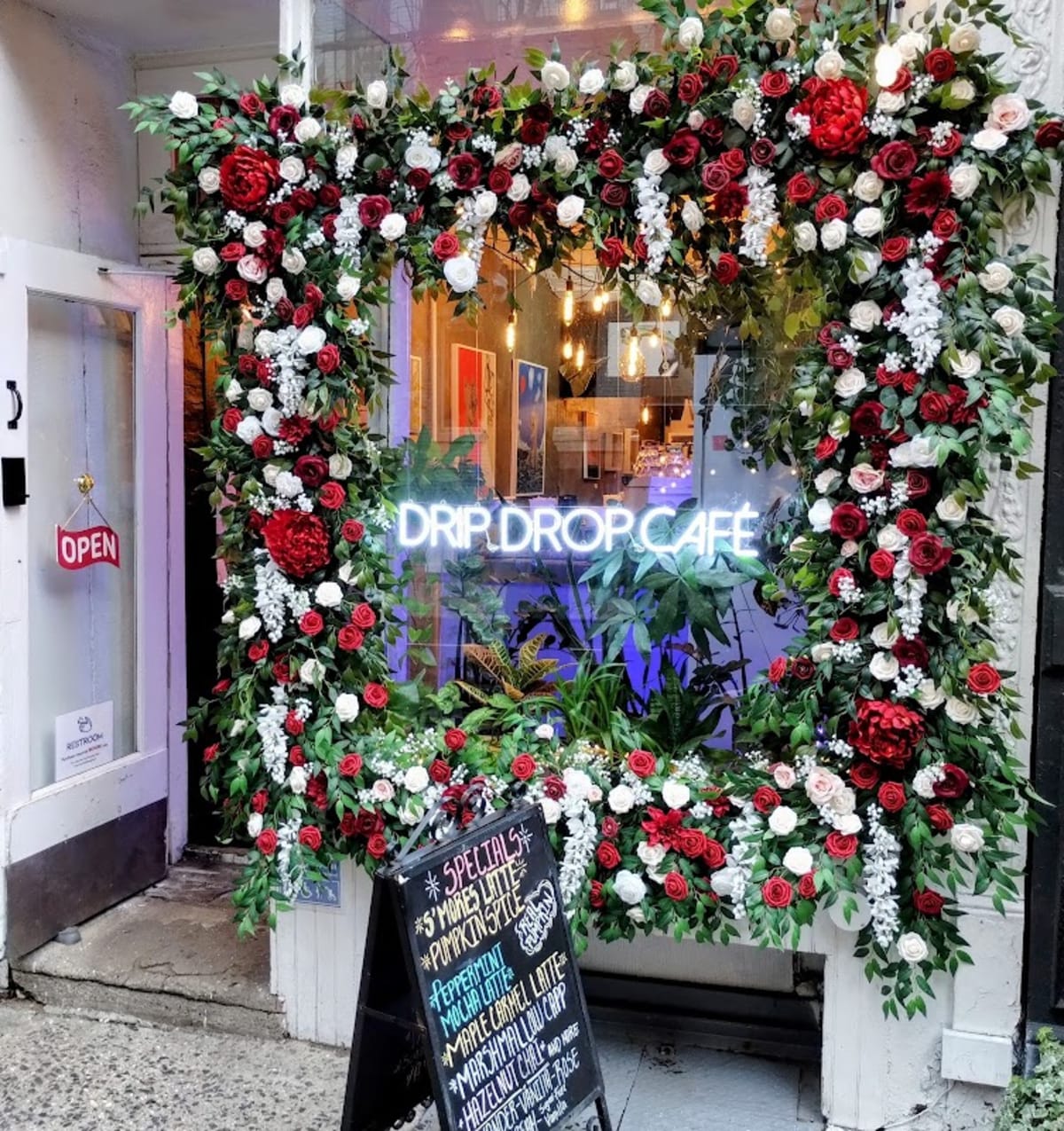 Drip Drop Café, coffee shop - Photo 3