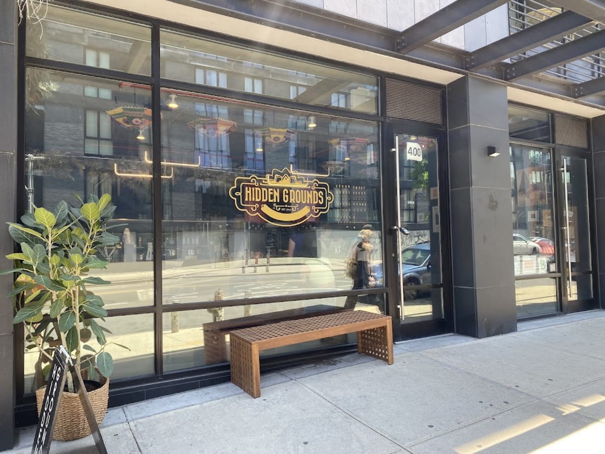 Hidden Grounds Chai & Coffee House - Photo 5