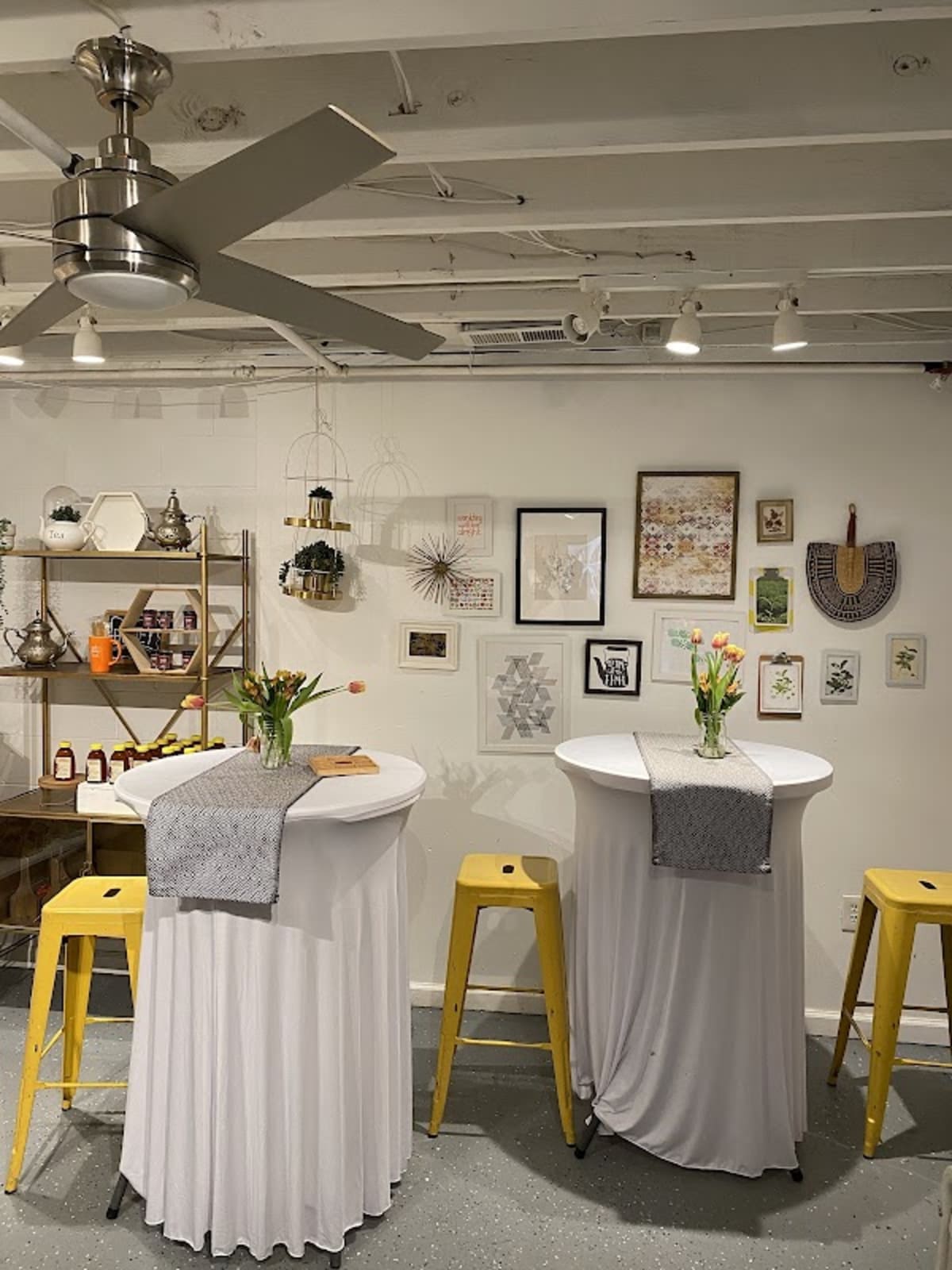 Just Add Honey Tea Company - Photo 1