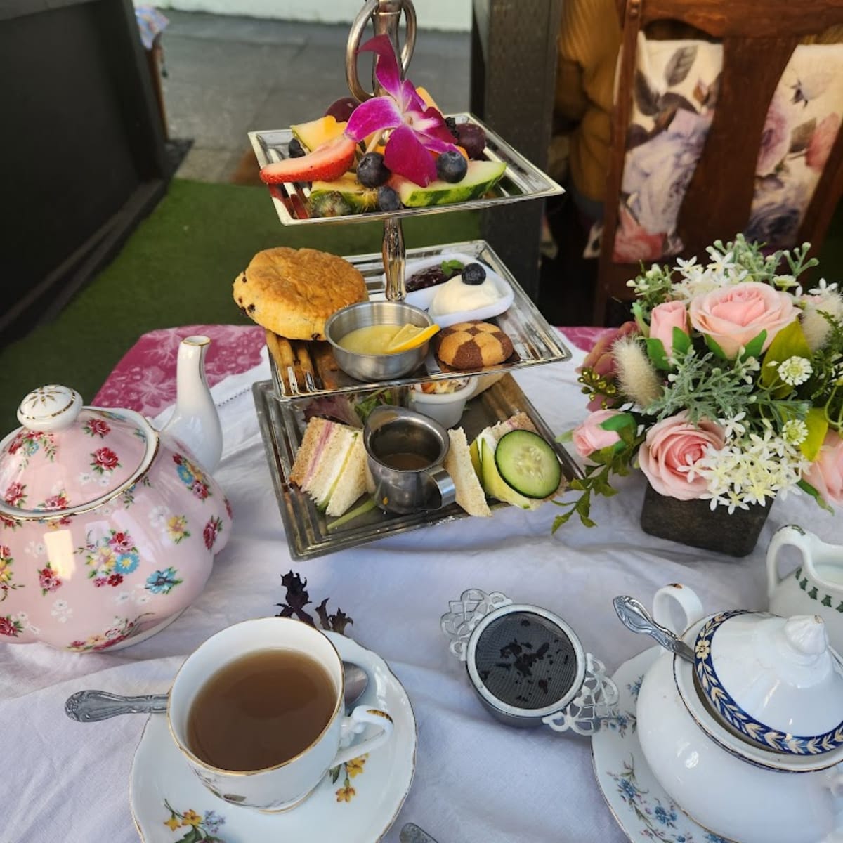 Lovejoy's Tea Room - Photo 4