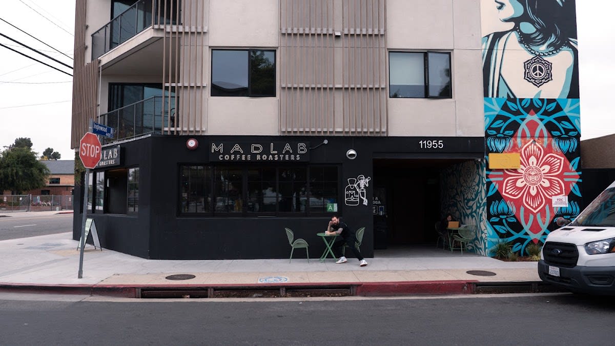 Mad Lab Coffee - Photo 1