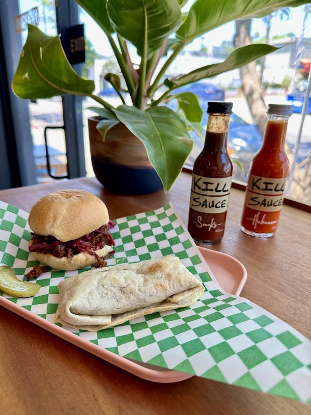 Makisupa Coffee Bar - Photo 2