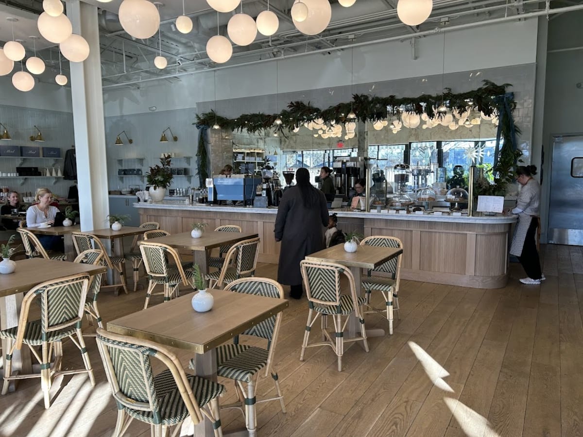 Mend Coffee & Goods - Photo 3