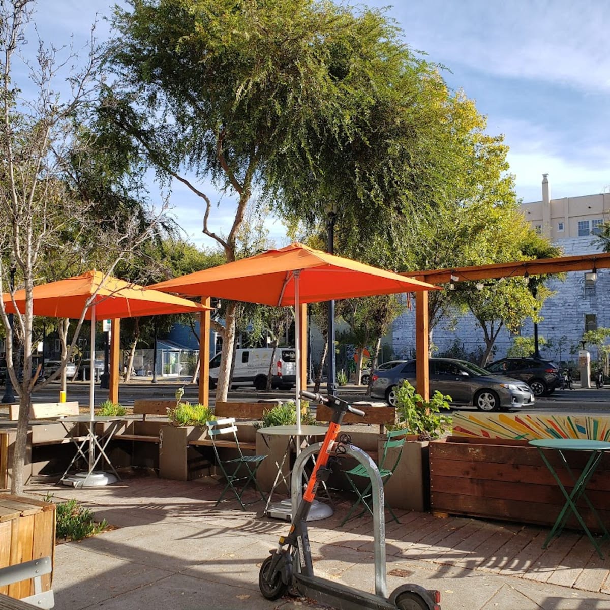 Mercury Cafe - Photo 1