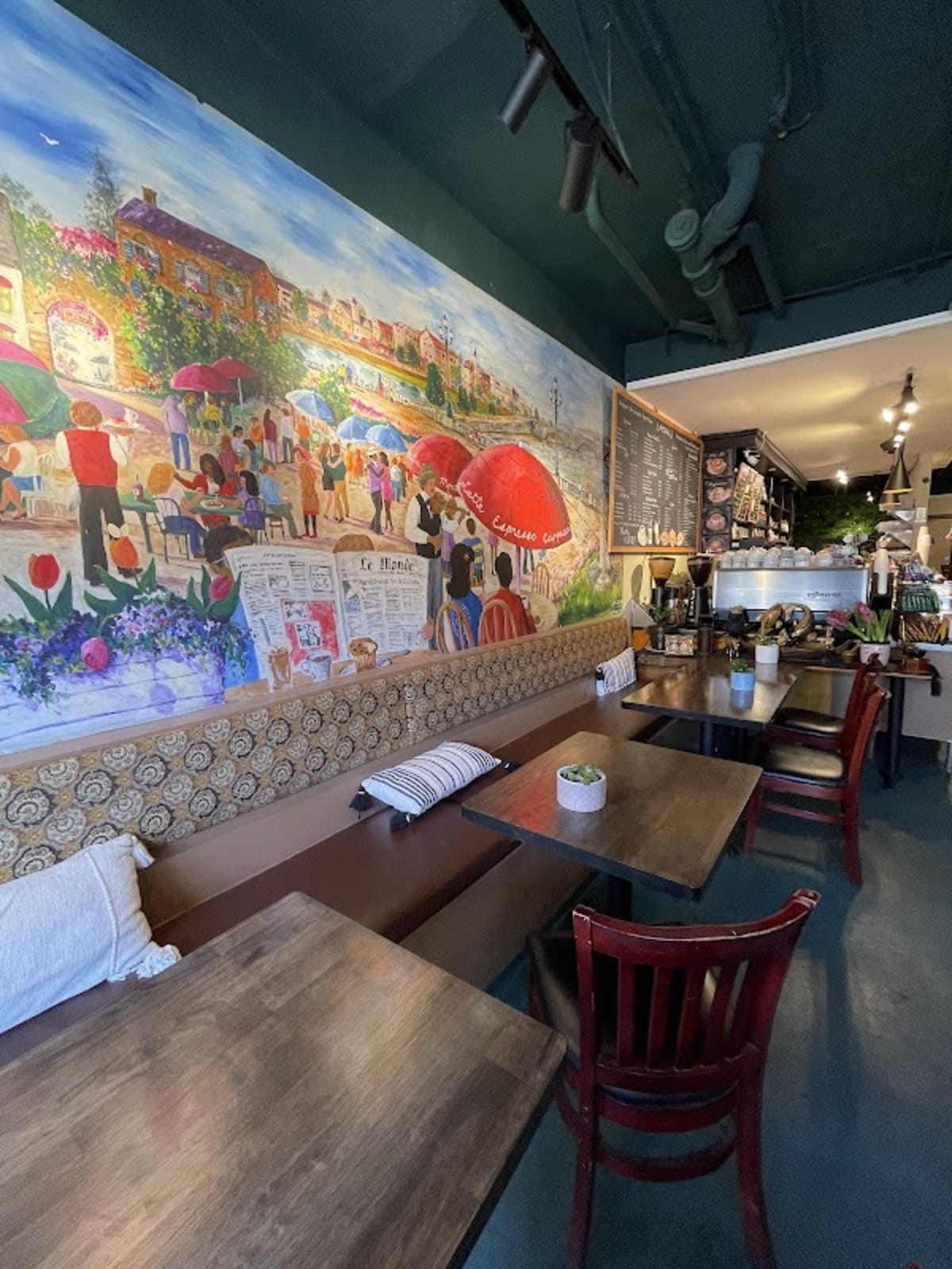 Royal Ground Coffee - Photo 5